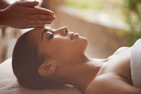 Massage-intuitif-bien-etre-soin-energetique-relaxation-reiki-sonotherapie-bol-tibetain-Calm-Inspirations-Lille-Villeneuve-dascq-Marquette-les-lille